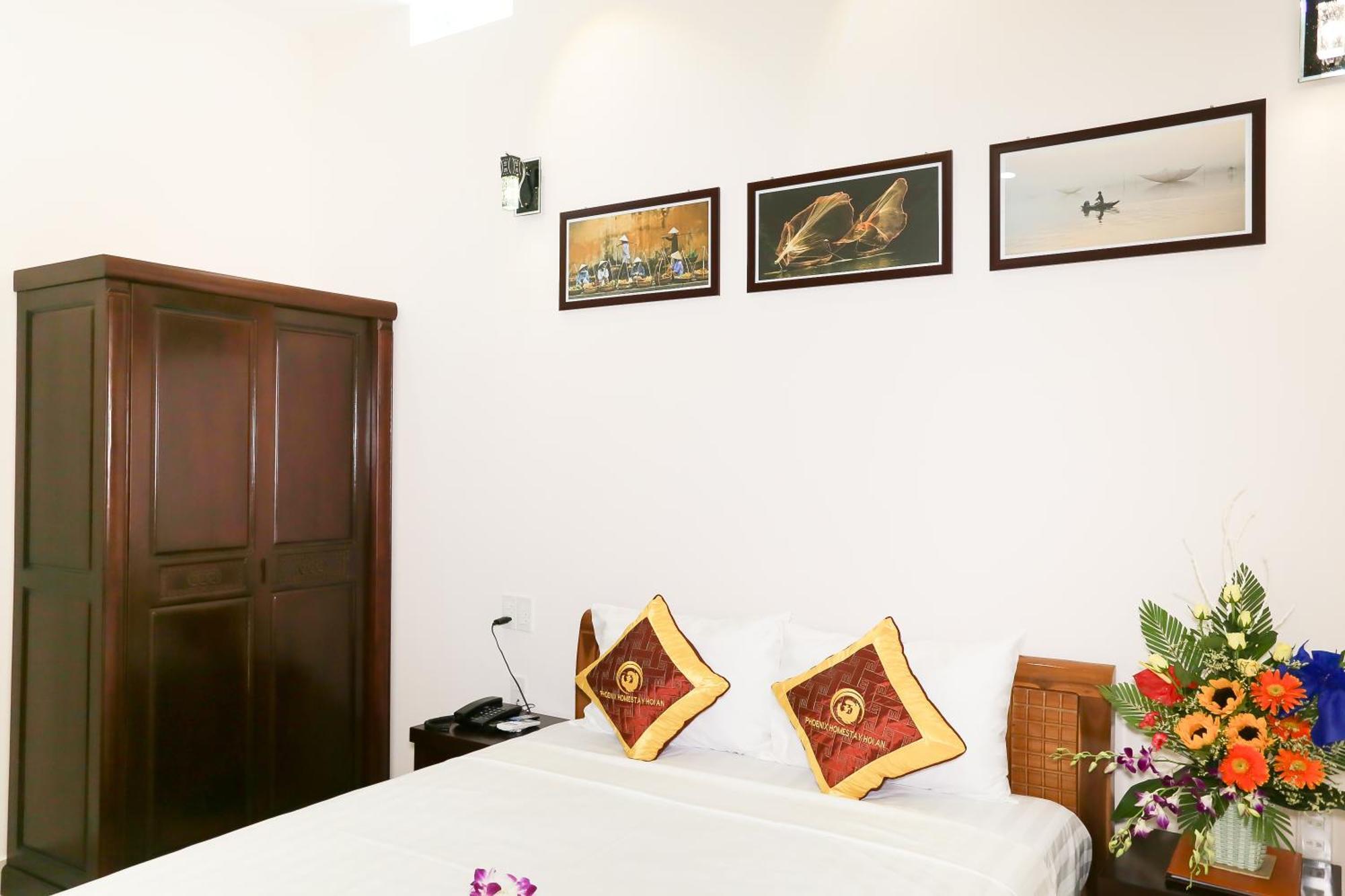 Phoenix Homestay Хойан Экстерьер фото