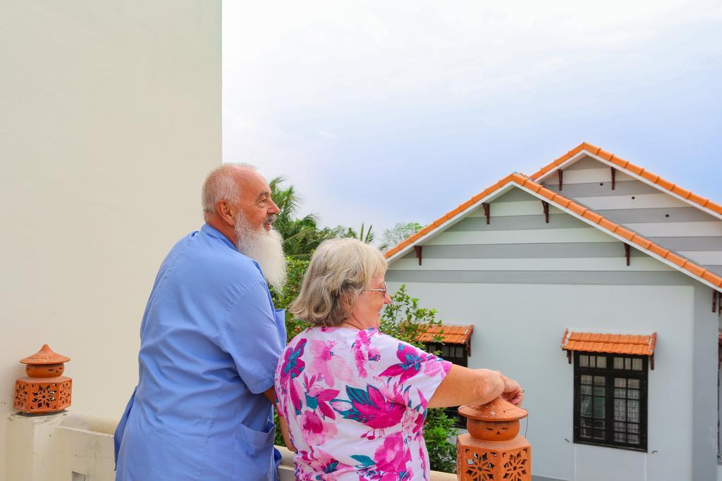 Phoenix Homestay Хойан Экстерьер фото