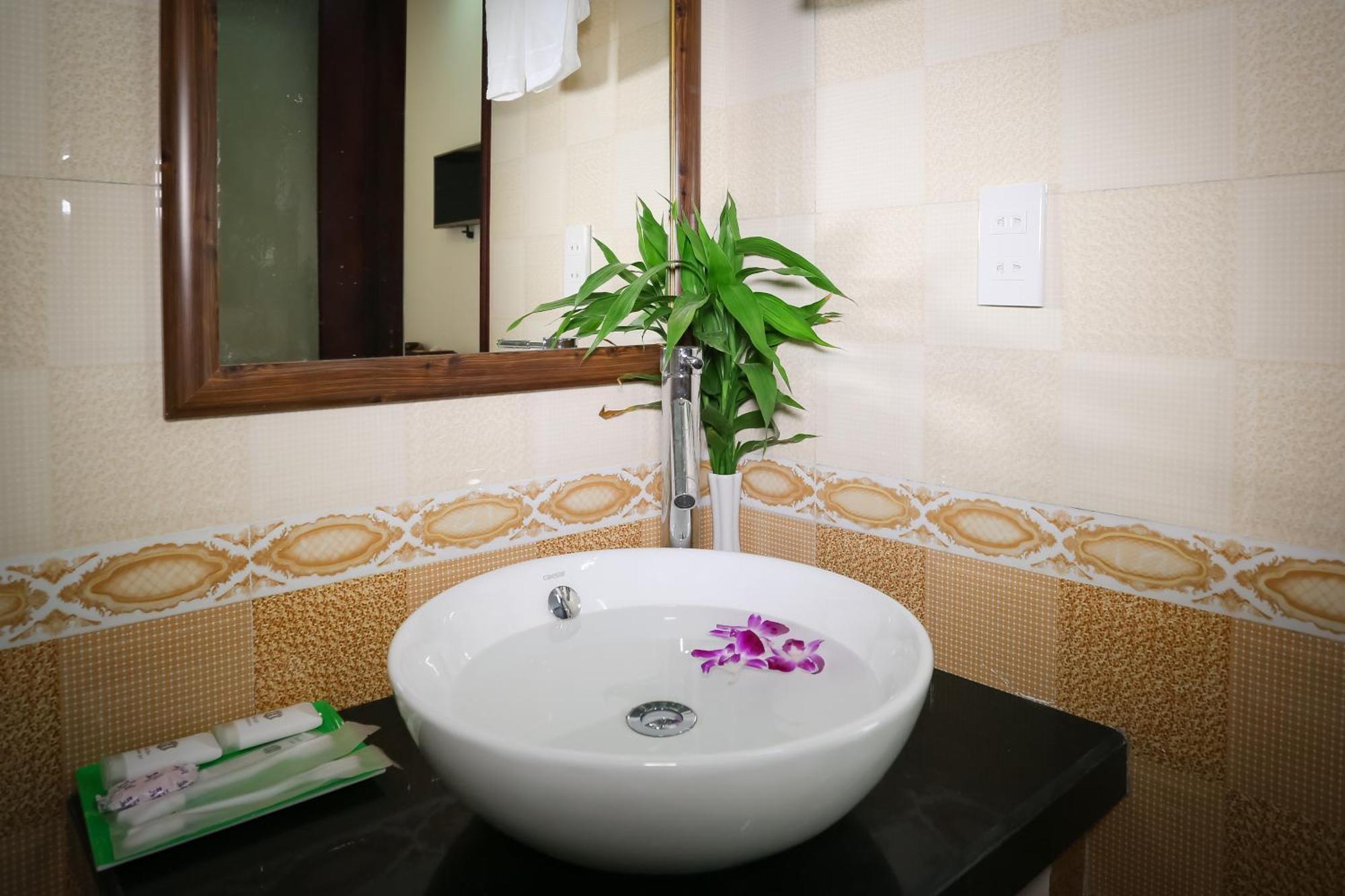 Phoenix Homestay Хойан Экстерьер фото