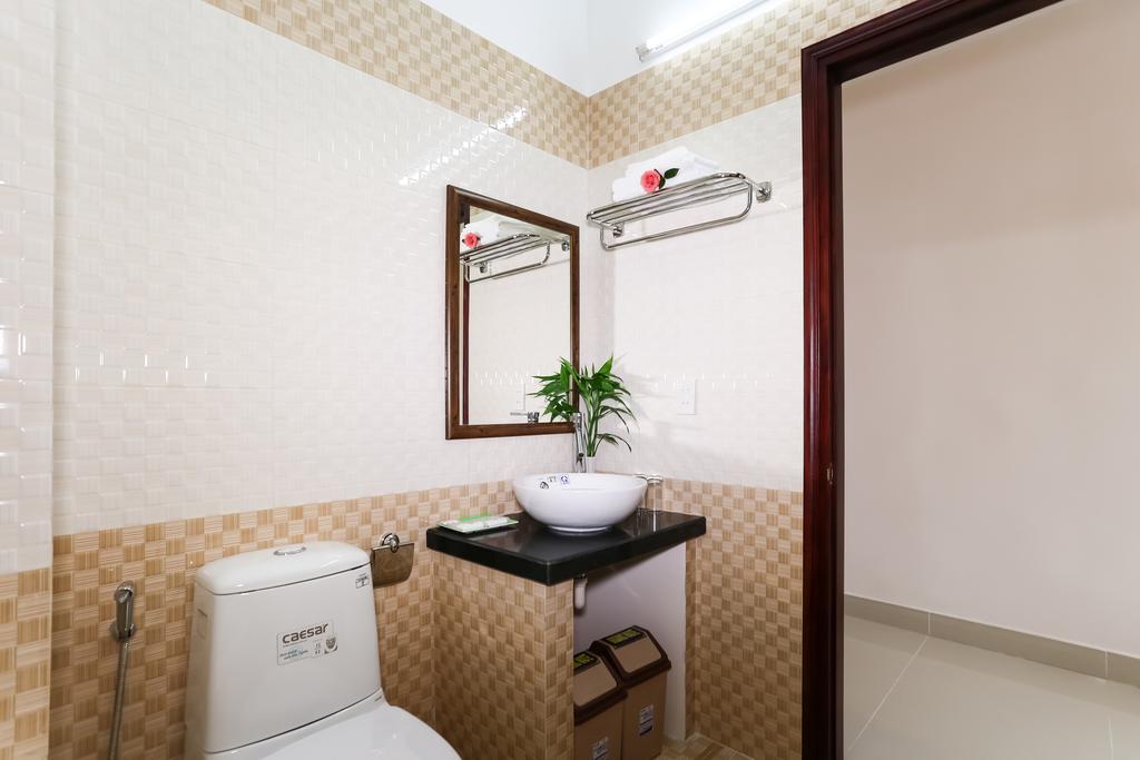 Phoenix Homestay Хойан Экстерьер фото