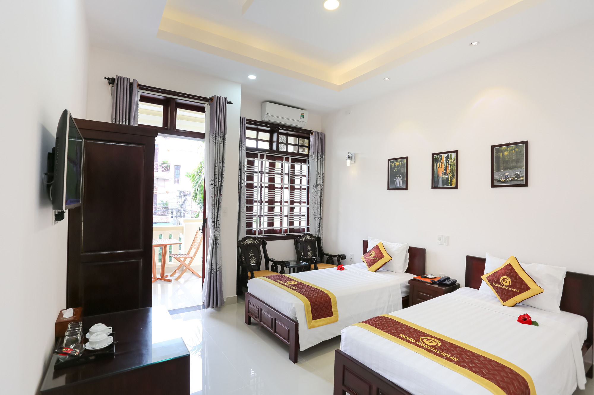 Phoenix Homestay Хойан Экстерьер фото