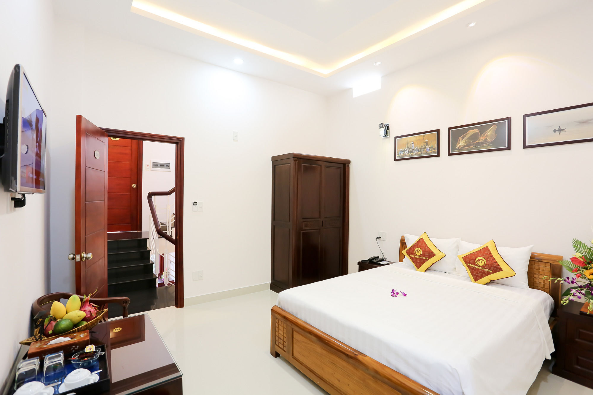 Phoenix Homestay Хойан Экстерьер фото